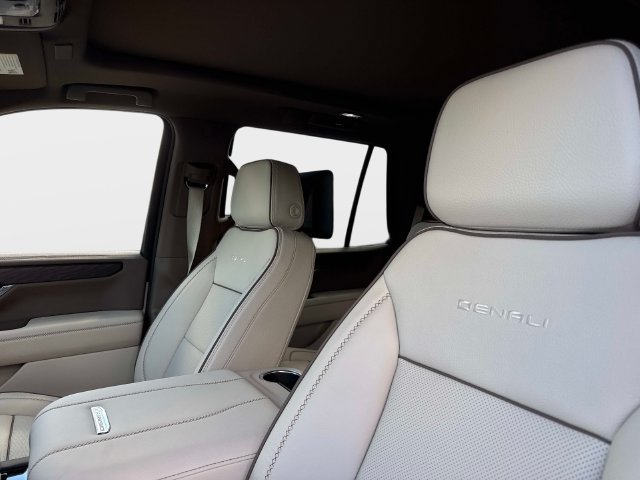 New 2026 GMC Yukon Denali w/ Advanced Technology Package AWD/4WD image 20