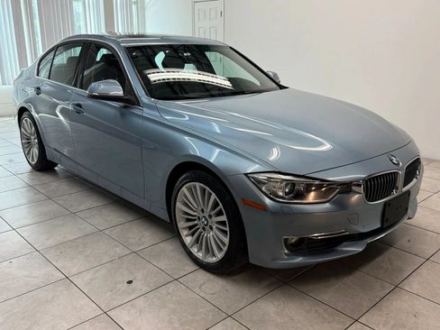 Used 2013 BMW 328i xDrive Sedan AWD/4WD image 1
