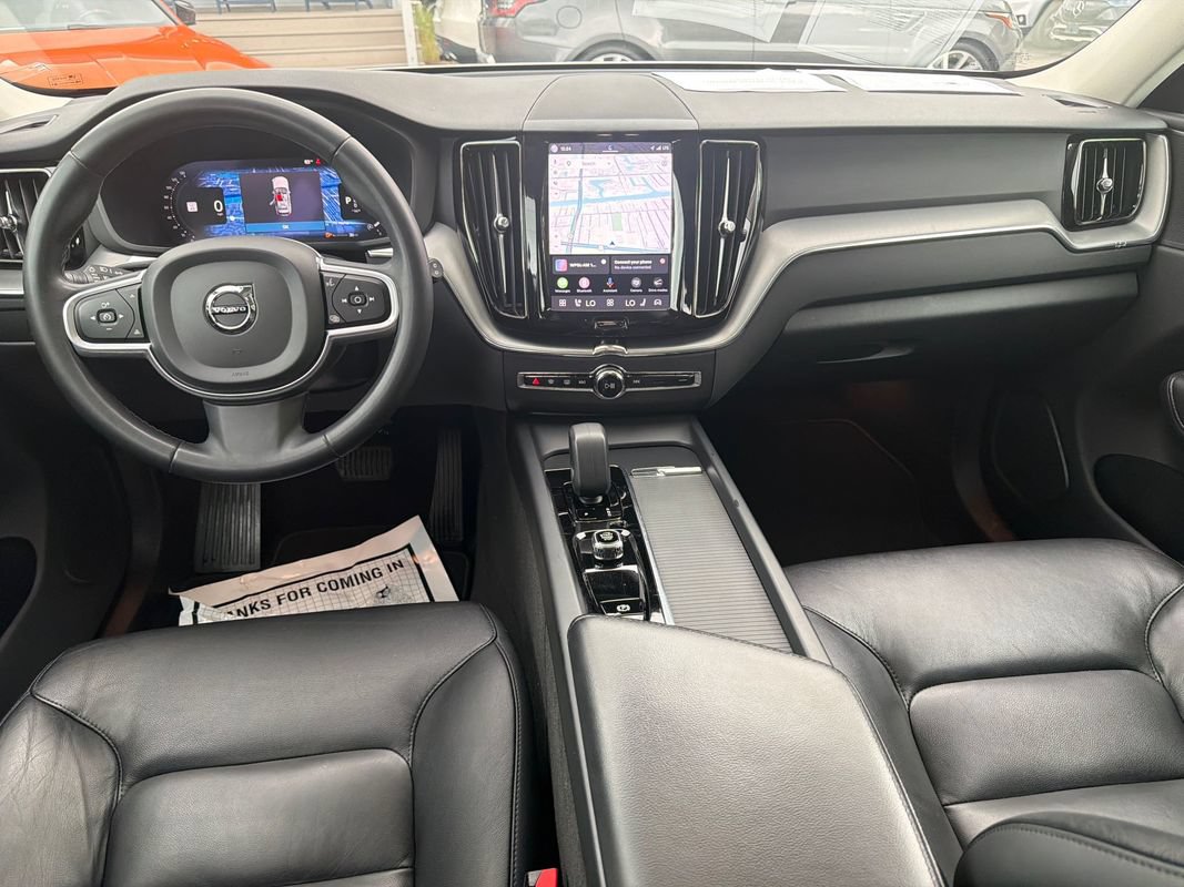 Used 2023 Volvo XC60 B5 Core w/ Climate Package FWD image 20