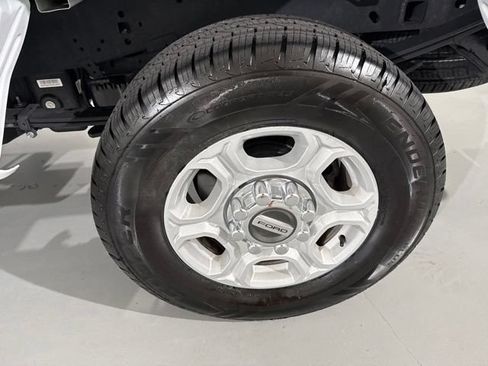 Used 2025 Ford F250 XLT AWD/4WD image 7