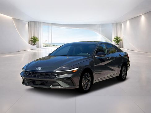 New 2026 Hyundai Elantra SEL Sport image 1