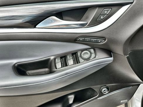 Certified 2020 Buick Enclave Premium w/ Surround and Sites Package FWD image 23