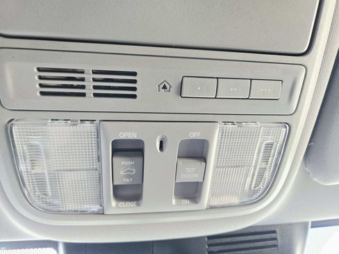 Used 2018 Honda CR-V EX-L image 33