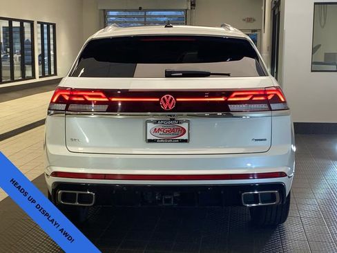 Used 2025 Volkswagen Atlas Cross Sport SEL Premium R-Line AWD/4WD image 5
