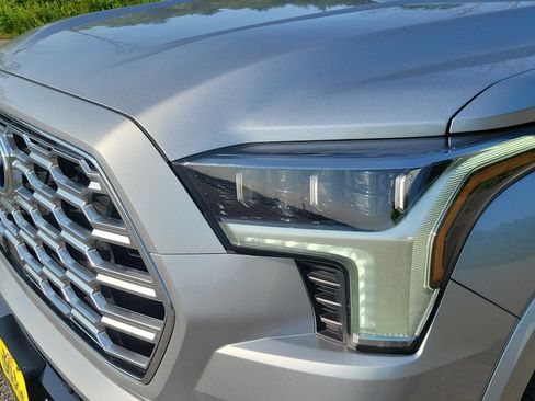 Used 2024 Toyota Sequoia Capstone AWD/4WD image 9