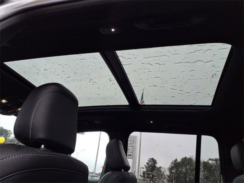 New 2026 Jeep Grand Cherokee Limited image 8