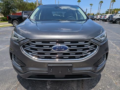Used 2019 Ford Edge Titanium w/ Cold Weather Package AWD/4WD image 9