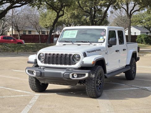 New 2026 Jeep Gladiator Sport image 2