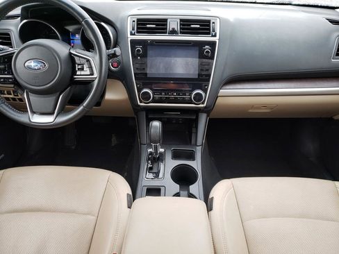 Used 2018 Subaru Outback 2.5i Limited image 6