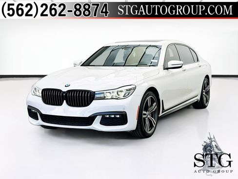 Used 2019 BMW 740i w/ M Sport Package RWD image 1