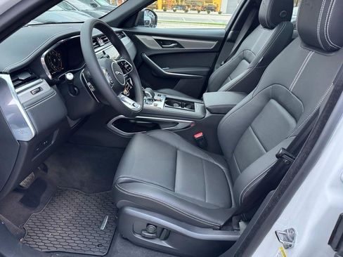 Used 2025 Jaguar F-PACE R-Dynamic S image 6