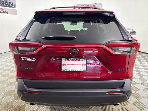 Used 2025 Toyota RAV4 XLE w/ Convenience Package FWD image 5