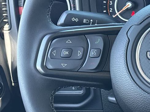 New 2025 Jeep Wrangler Unlimited Rubicon image 28