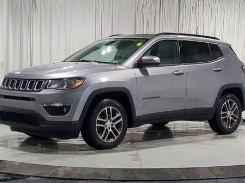 Used 2019 Jeep Compass Latitude image 5