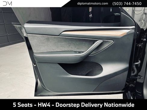 Used 2024 Tesla Model Y Performance AWD/4WD image 25