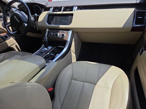 Used 2014 Land Rover Range Rover Sport HSE AWD/4WD image 24