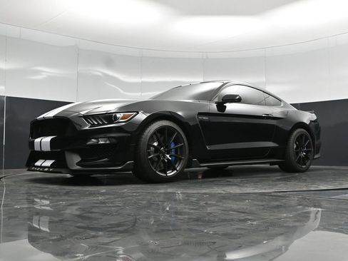 Certified 2017 Ford Mustang Shelby GT350 RWD image 56
