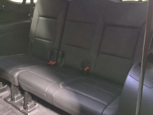 Used 2021 GMC Yukon XL SLT image 36