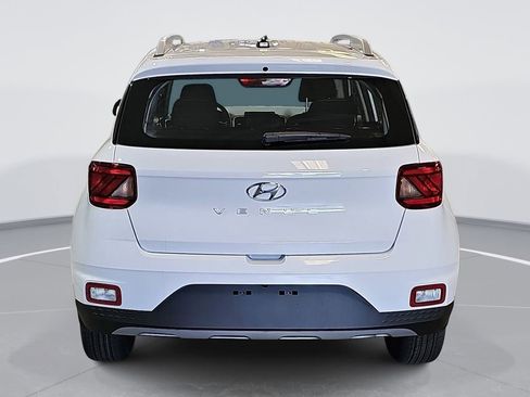 New 2026 Hyundai Venue SEL FWD image 6