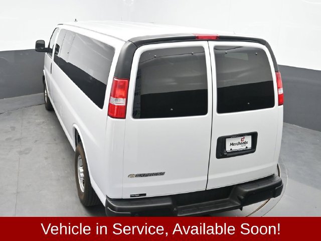 Used 2024 Chevrolet Express 3500 LS RWD image 24
