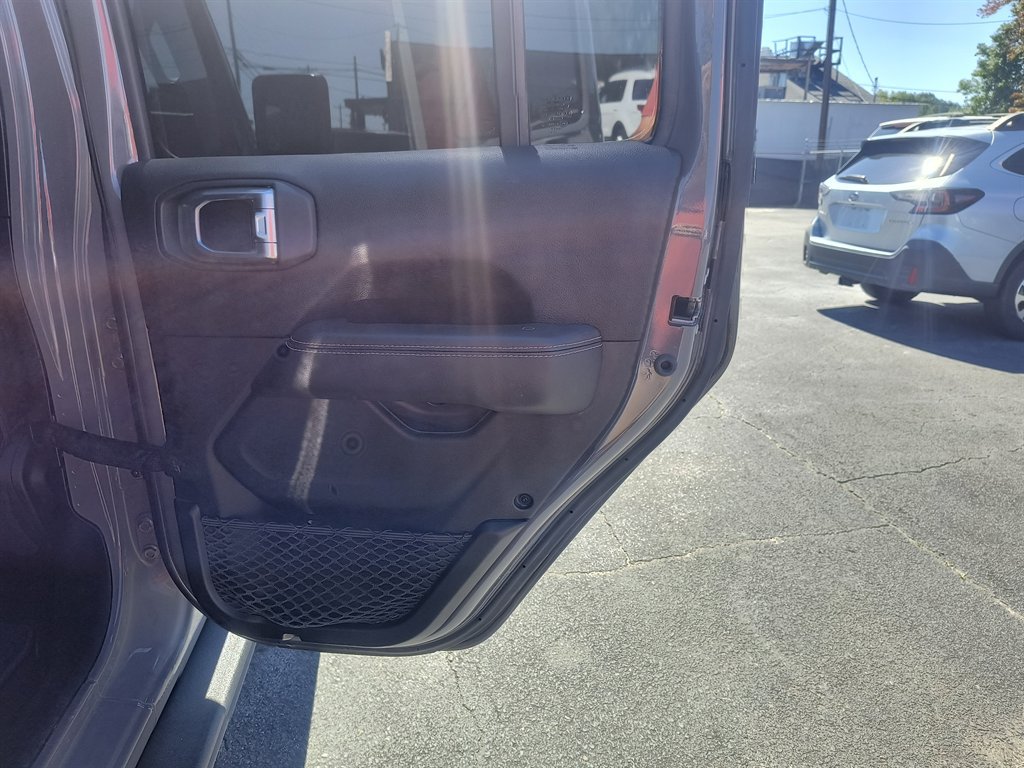 Used 2019 Jeep Wrangler Unlimited Sahara w/ Quick Order Package 24M Moab AWD/4WD image 29