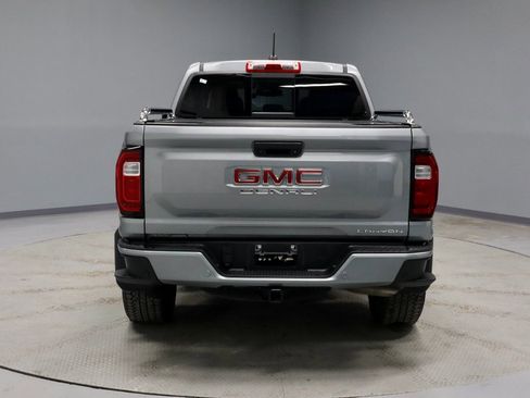 Used 2023 GMC Canyon Denali image 10