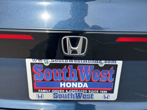 Used 2024 Honda Accord EX image 9