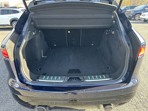 Used 2017 Jaguar F-PACE S image 5
