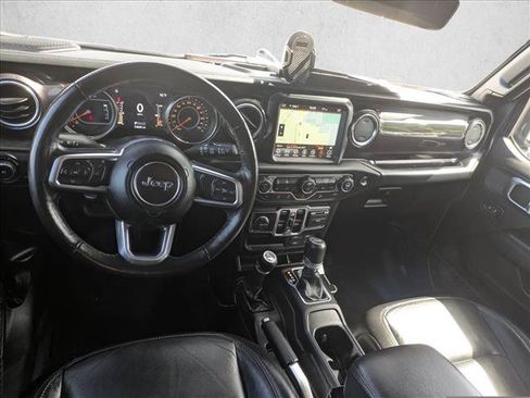 Used 2019 Jeep Wrangler Unlimited Sahara AWD/4WD image 16
