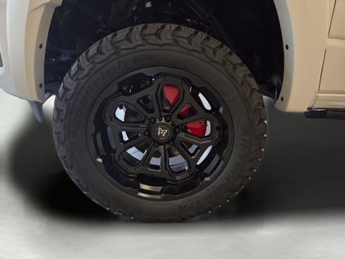 New 2026 RAM 1500 Laramie w/ Night Edition AWD/4WD image 25