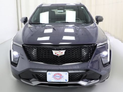 Used 2024 Cadillac XT4 Sport AWD/4WD image 17