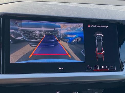 Used 2023 Audi Q4 e-tron Premium Plus w/ Premium Plus image 15