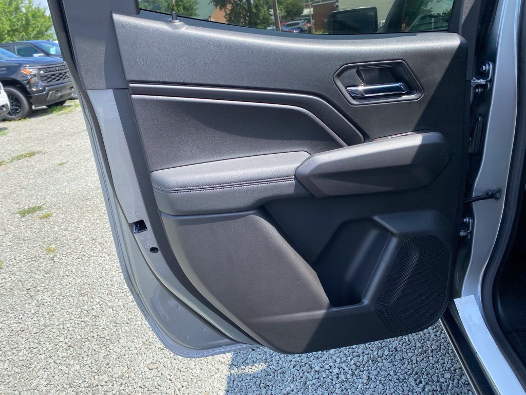 New 2025 Chevrolet Colorado LT w/ LT Convenience Package AWD/4WD image 16