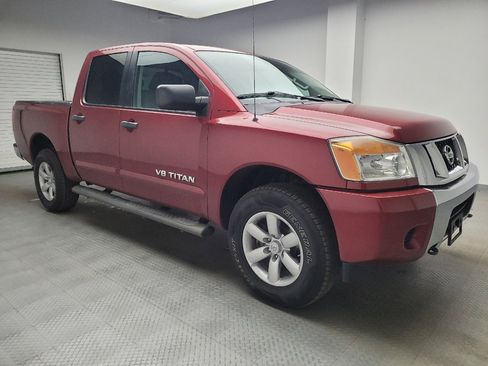 Used 2014 Nissan Titan SV image 11