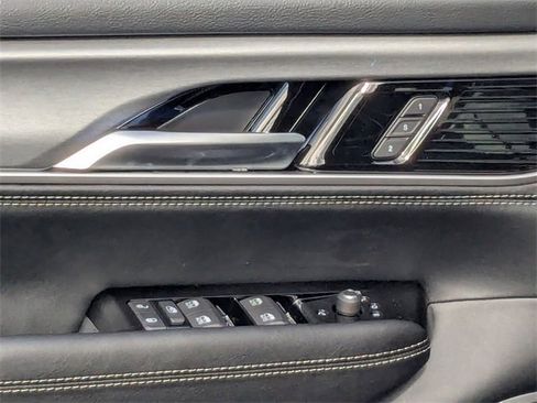 New 2025 Jeep Wagoneer Series II image 13