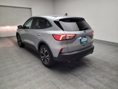 Used 2022 Ford Escape SE w/ SE Sport Appearance Package FWD image 5