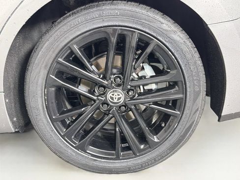 Used 2025 Toyota Camry SE FWD image 31