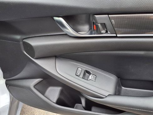 Used 2022 Honda Accord Sport image 26