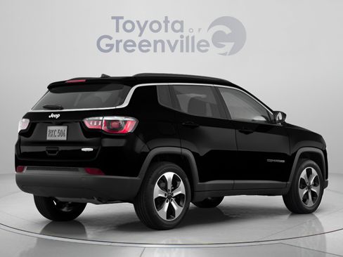 Used 2019 Jeep Compass Latitude w/ Popular Equipment Group AWD/4WD image 4
