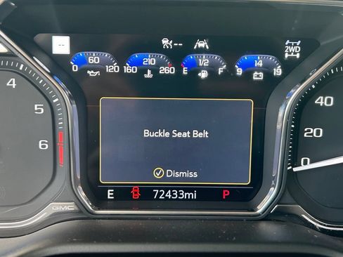 Used 2021 GMC Yukon Denali w/ Advanced Technology Package AWD/4WD image 15