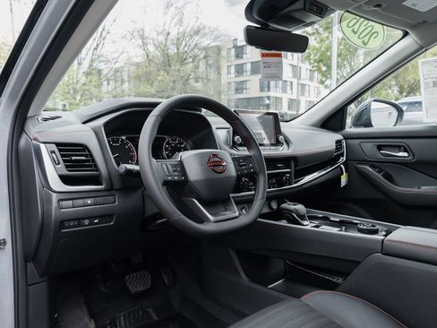 New 2026 Nissan Rogue SV AWD/4WD image 21