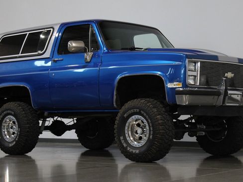 Used 1987 Chevrolet Blazer 4WD image 28