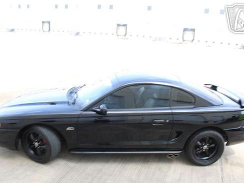 Used 1994 Ford Mustang GT RWD image 21