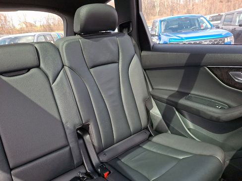 Used 2021 Audi Q7 2.0T Premium w/ Convenience Package image 20