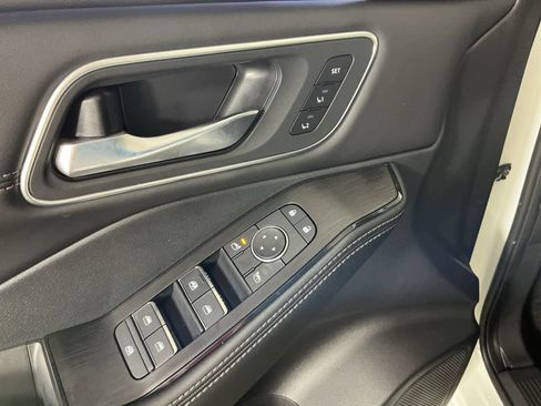 New 2026 Nissan Rogue Platinum w/ Platinum Premium Package image 11