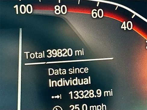 Used 2021 BMW 540i xDrive w/ M Sport Package image 12