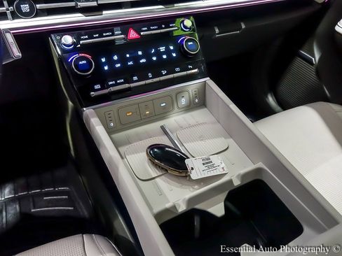 Used 2025 Hyundai Santa Fe Calligraphy image 27