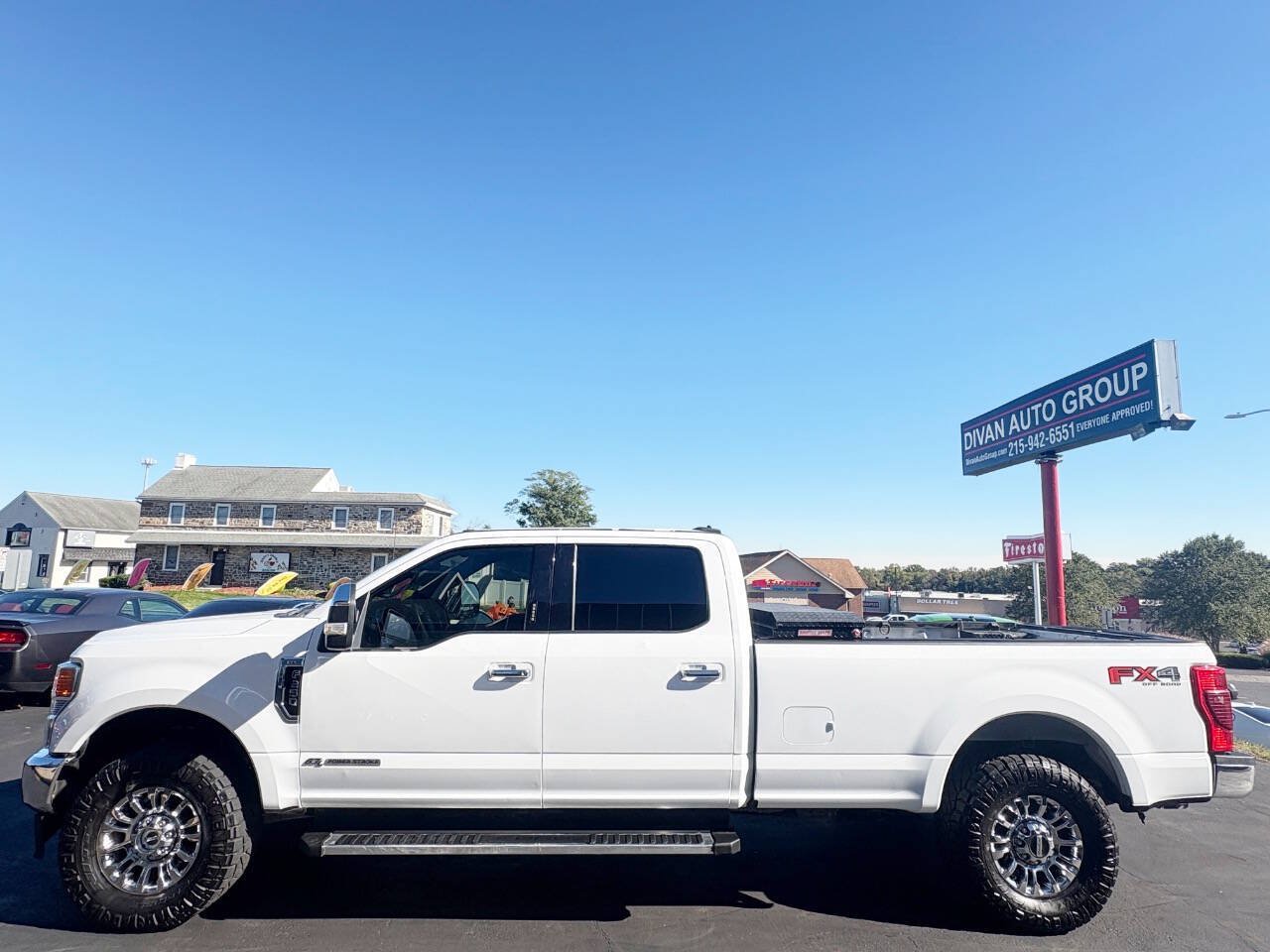 Used 2022 Ford F250 XLT w/ XLT Premium Package AWD/4WD image 4
