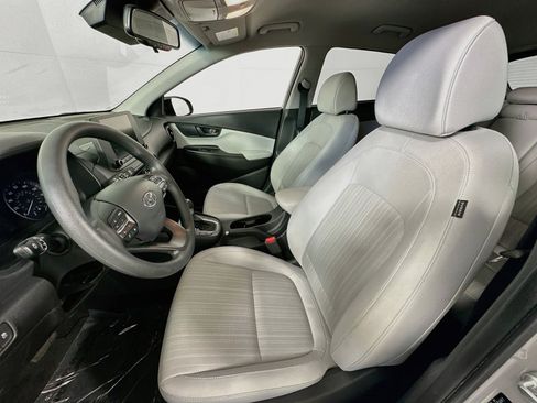 Used 2023 Hyundai Kona SEL FWD image 19