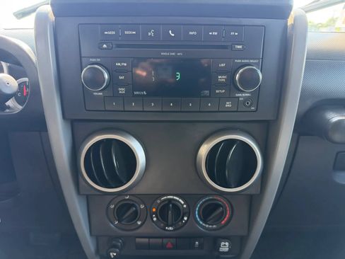 Used 2010 Jeep Wrangler Sport AWD/4WD image 14